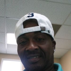 Meet your Posher, Louis